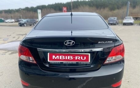 Hyundai Solaris II рестайлинг, 2012 год, 935 000 рублей, 10 фотография
