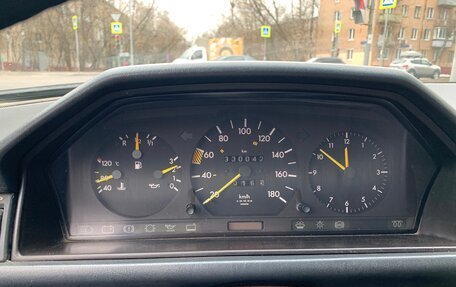 Mercedes-Benz W124, 1989 год, 325 000 рублей, 38 фотография
