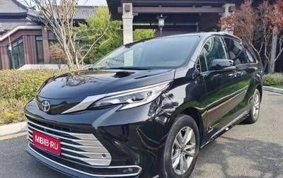 Toyota Sienna, 2022 год, 4 480 000 рублей, 1 фотография
