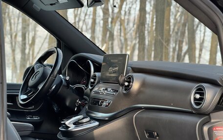 Mercedes-Benz V-Класс, 2018 год, 6 900 000 рублей, 18 фотография
