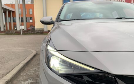 Hyundai Elantra, 2023 год, 2 300 000 рублей, 11 фотография