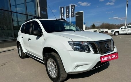 Nissan Terrano III, 2016 год, 1 119 000 рублей, 4 фотография