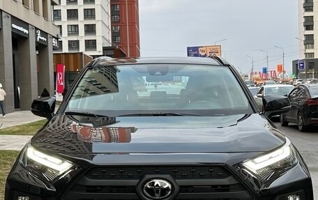 Toyota RAV4, 2024 год, 3 760 000 рублей, 4 фотография