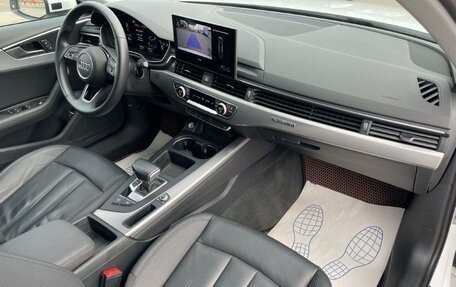 Audi A4, 2020 год, 4 260 000 рублей, 20 фотография