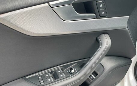 Audi A4, 2020 год, 4 260 000 рублей, 10 фотография