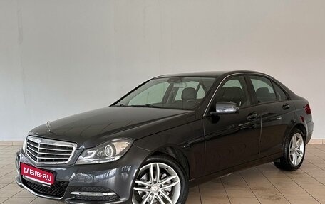 Mercedes-Benz C-Класс, 2013 год, 1 225 000 рублей, 1 фотография