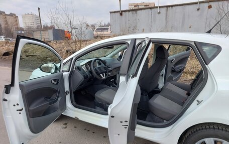 SEAT Ibiza IV рестайлинг 2, 2012 год, 600 000 рублей, 7 фотография