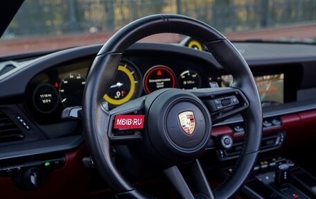 Porsche 911, 2019 год, 14 200 000 рублей, 18 фотография