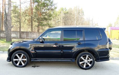 Mitsubishi Pajero IV, 2007 год, 1 492 000 рублей, 2 фотография