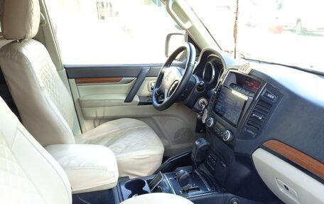 Mitsubishi Pajero IV, 2007 год, 1 492 000 рублей, 10 фотография