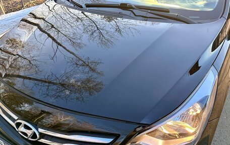 Hyundai Solaris II рестайлинг, 2015 год, 1 150 000 рублей, 4 фотография