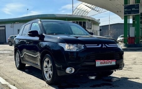 Mitsubishi Outlander III рестайлинг 3, 2012 год, 1 350 000 рублей, 1 фотография