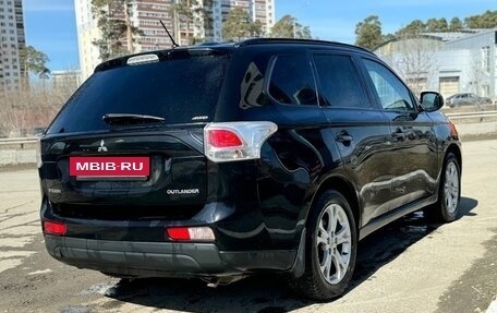 Mitsubishi Outlander III рестайлинг 3, 2012 год, 1 350 000 рублей, 6 фотография
