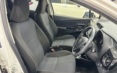 Toyota Vitz, 2019 год, 925 000 рублей, 9 фотография