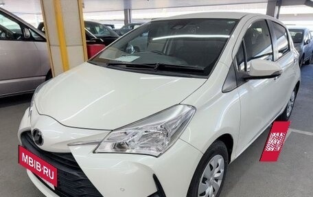 Toyota Vitz, 2019 год, 925 000 рублей, 3 фотография
