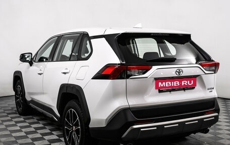 Toyota RAV4, 2023 год, 3 998 000 рублей, 7 фотография