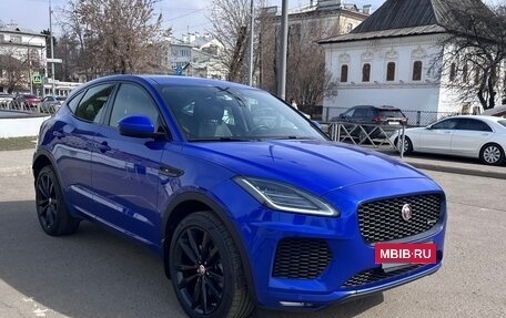 Jaguar E-Pace, 2018 год, 2 750 000 рублей, 3 фотография