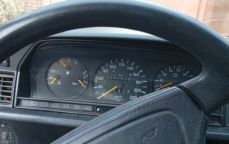 Mercedes-Benz 190 (W201), 1992 год, 260 000 рублей, 2 фотография