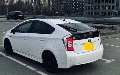 Toyota Prius, 2012 год, 1 270 000 рублей, 6 фотография