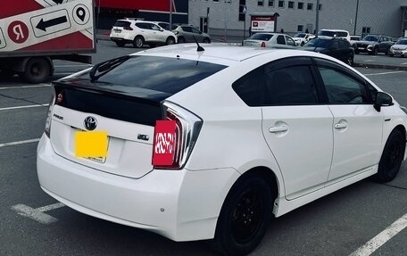 Toyota Prius, 2012 год, 1 270 000 рублей, 5 фотография