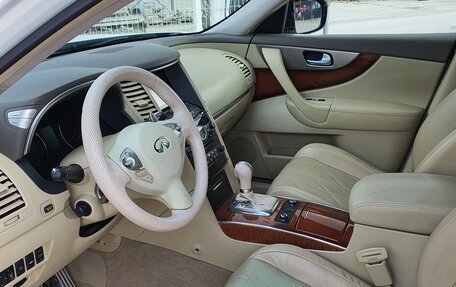 Infiniti FX II, 2012 год, 1 950 000 рублей, 6 фотография