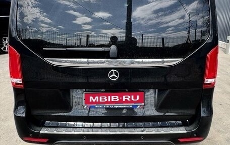 Mercedes-Benz V-Класс, 2020 год, 6 400 000 рублей, 4 фотография