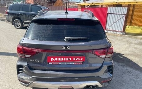 KIA Rio IV, 2021 год, 1 800 000 рублей, 2 фотография