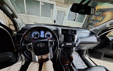 Toyota Land Cruiser Prado 150 рестайлинг 2, 2012 год, 3 400 000 рублей, 4 фотография