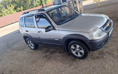 Chevrolet Niva I рестайлинг, 2012 год, 400 000 рублей, 2 фотография