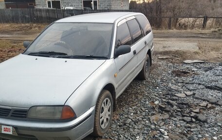 Nissan Avenir II, 1991 год, 450 000 рублей, 1 фотография
