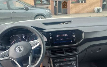 Volkswagen T-Cross I, 2019 год, 2 350 000 рублей, 10 фотография
