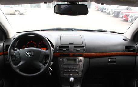 Toyota Avensis III рестайлинг, 2007 год, 697 000 рублей, 7 фотография