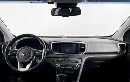 KIA Sportage IV рестайлинг, 2018 год, 2 099 000 рублей, 17 фотография
