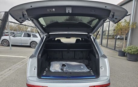 Audi Q7, 2025 год, 14 370 000 рублей, 16 фотография