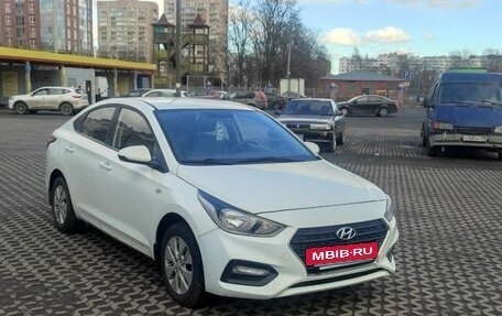 Hyundai Solaris II рестайлинг, 2018 год, 1 024 000 рублей, 3 фотография