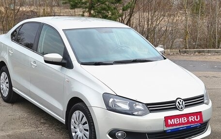 Volkswagen Polo VI (EU Market), 2011 год, 699 000 рублей, 2 фотография