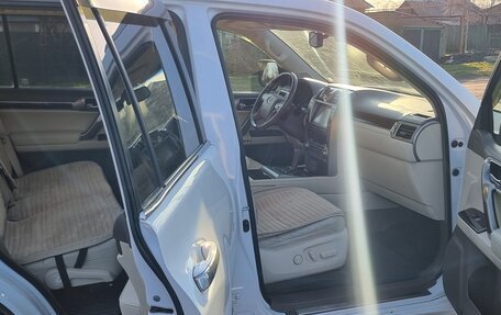 Lexus GX II, 2013 год, 3 800 000 рублей, 7 фотография
