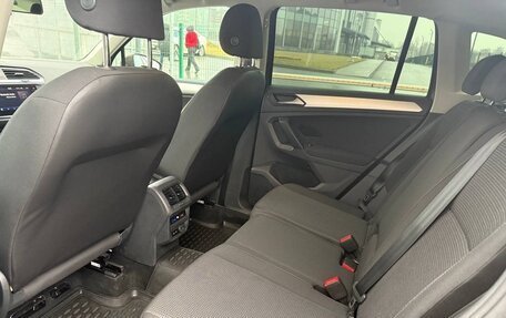 Volkswagen Tiguan II, 2020 год, 2 350 000 рублей, 15 фотография