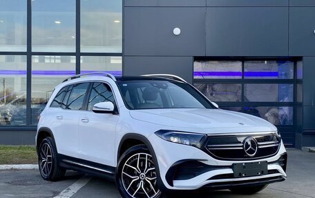 Mercedes-Benz EQB, 2022 год, 5 990 000 рублей, 3 фотография
