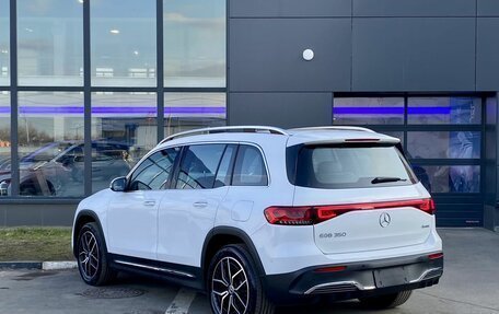 Mercedes-Benz EQB, 2022 год, 5 990 000 рублей, 7 фотография