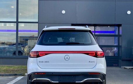 Mercedes-Benz EQB, 2022 год, 5 990 000 рублей, 6 фотография