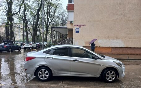 Hyundai Solaris II рестайлинг, 2014 год, 700 000 рублей, 2 фотография