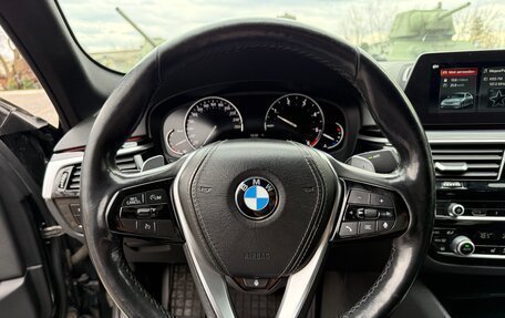BMW 5 серия, 2019 год, 2 650 000 рублей, 14 фотография