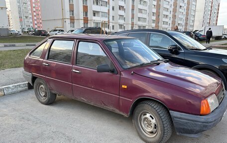 ИЖ 2126 «Ода», 2001 год, 110 000 рублей, 2 фотография