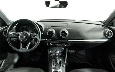 Audi A3, 2019 год, 2 190 000 рублей, 13 фотография