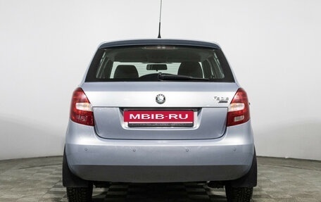 Skoda Fabia II, 2010 год, 548 989 рублей, 6 фотография