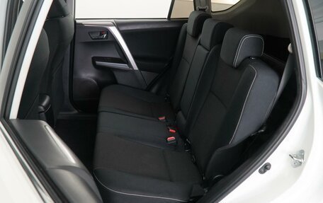 Toyota RAV4, 2015 год, 1 987 000 рублей, 8 фотография