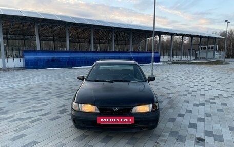 Nissan Almera, 1996 год, 95 000 рублей, 2 фотография