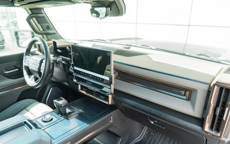 GMC Hummer EV, 2023 год, 18 890 000 рублей, 12 фотография