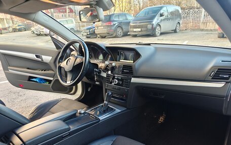 Mercedes-Benz E-Класс, 2011 год, 1 450 000 рублей, 10 фотография